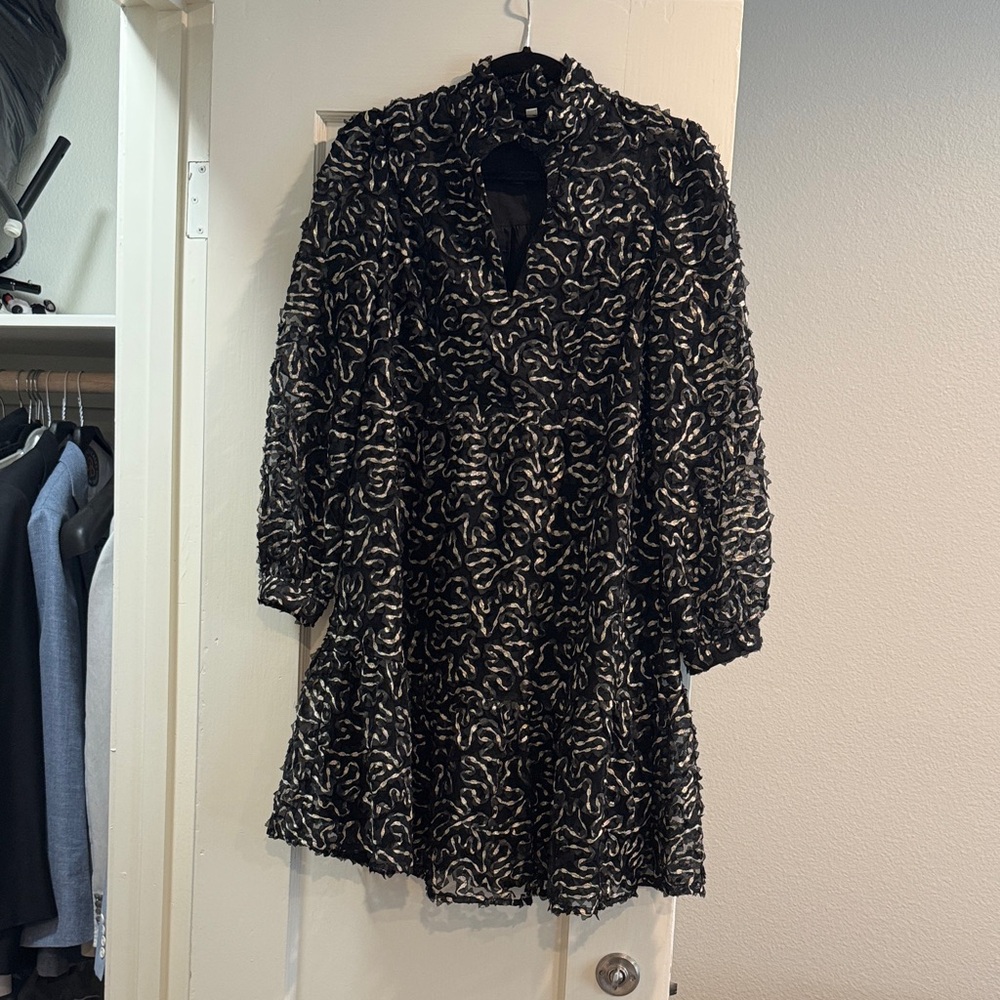 Tuckernuck Black and White Long Sleeve Dress